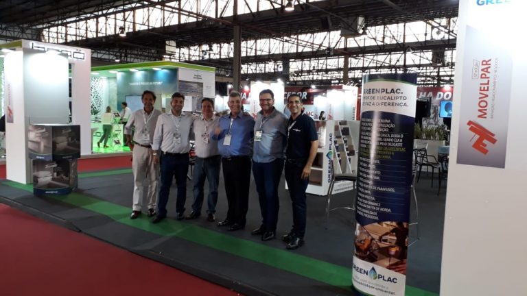 A GreenPlac, de José Roberto Colnaghi, fábrica de placas de MDF do Grupo Asperbras, participou pela primeira vez da Feira de Móveis do Estado do Paraná – Movelpar.