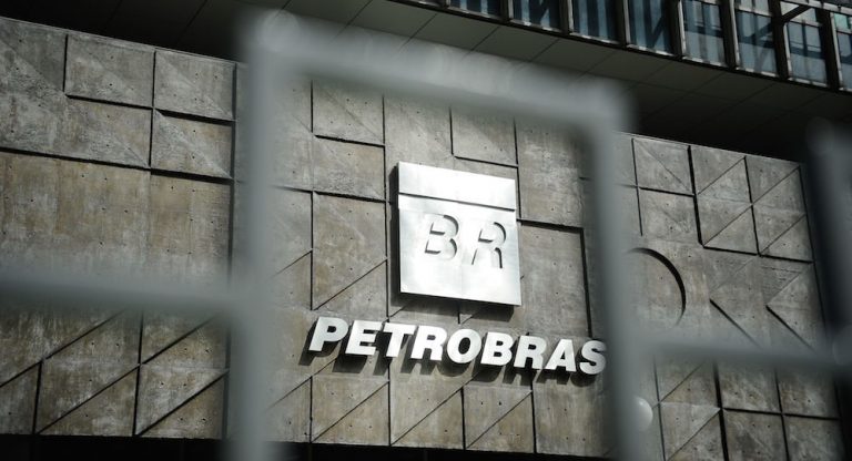 Petrobras tem lucro líquido recorde no 2º trimestre