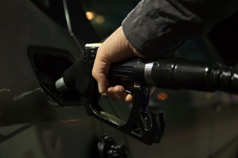 Petrobras eleva preço da gasolina e do diesel