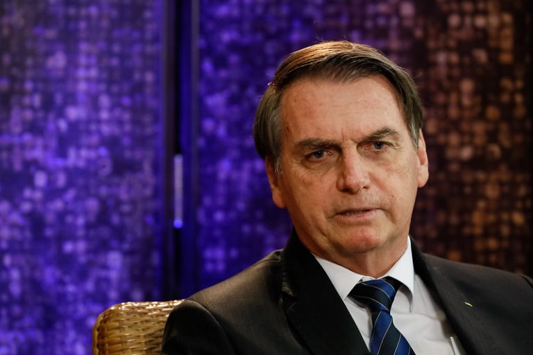XP/Ipespe: Popularidade de Bolsonaro oscila para baixo em janeiro