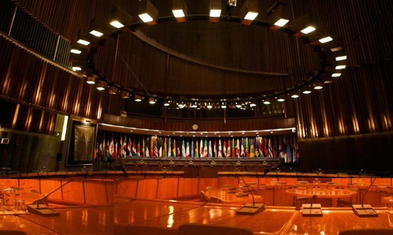Agência da América Latina na ONU pede continuidade de políticas de auxílio.