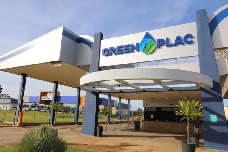 José Roberto Colnaghi doação indústria de MDF Greenplac
