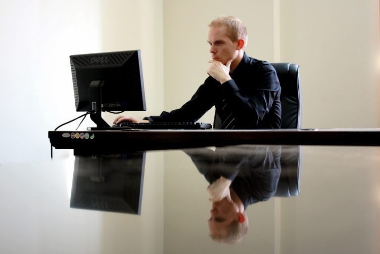 Cresce nos empreendimentos a procura por sistemas de vendas e relacionamento