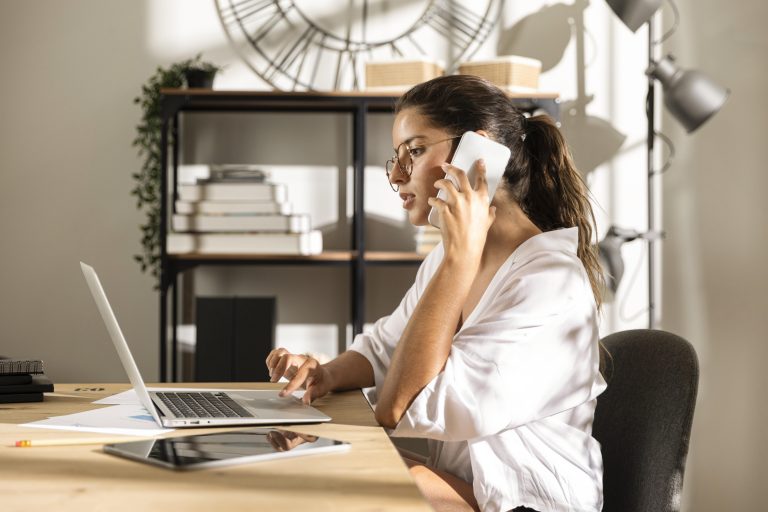 Segundo dados, mais de metade das mulheres perdem emprego após gravidez
