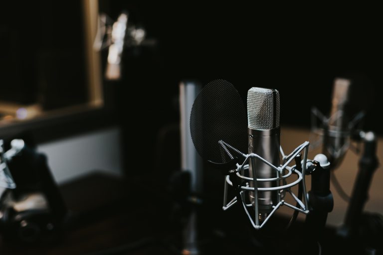 Podcast inédito retrata as vulnerabilidades do empreendedorismo