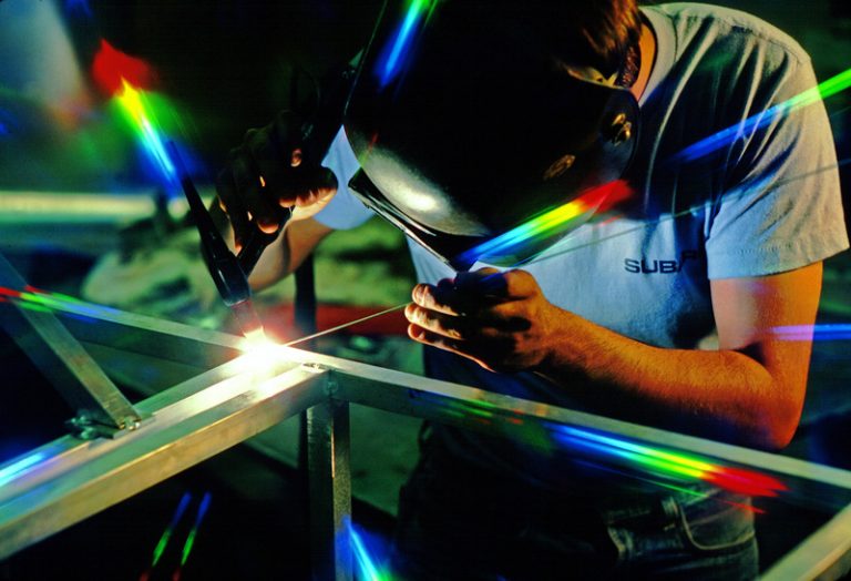 Indústria baiana gera 18,2 mil empregos no primeiro quadrimestre de 2021