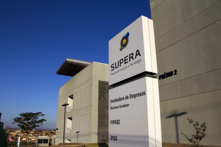 O Supera Parque de Inovação e Tecnologia de Ribeirão Preto, gerido pela Fipase, é resultado de uma parceria entre Universidade de São Paulo (USP), Prefeitura Municipal de Ribeirão Preto e Secretaria de Desenvolvimento do Estado de São Paulo.