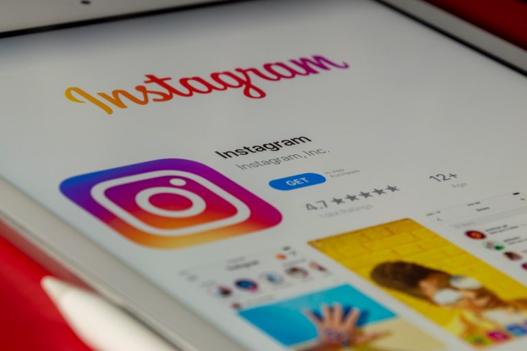 Seguindo as tendências de automação para atendimento ao cliente, Facebook lança API para Direct Messenger do Instagram
