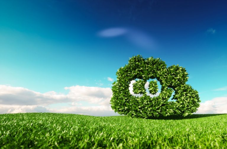 Emissões mundiais de dióxido de carbono são reduzidas, mas há risco de recuperação