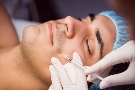 Mais homens buscam por harmonização facial