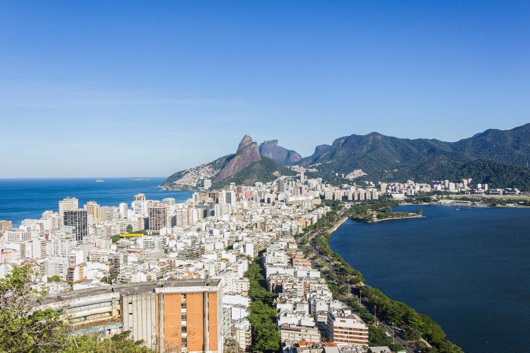 Mercado imobiliário carioca comercializa 4.572 unidades