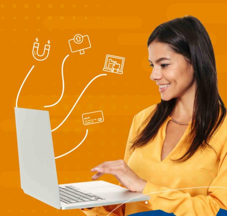 Para captar mais alunos e desburocratizar a matrícula, escolas investem em ferramentas digitais