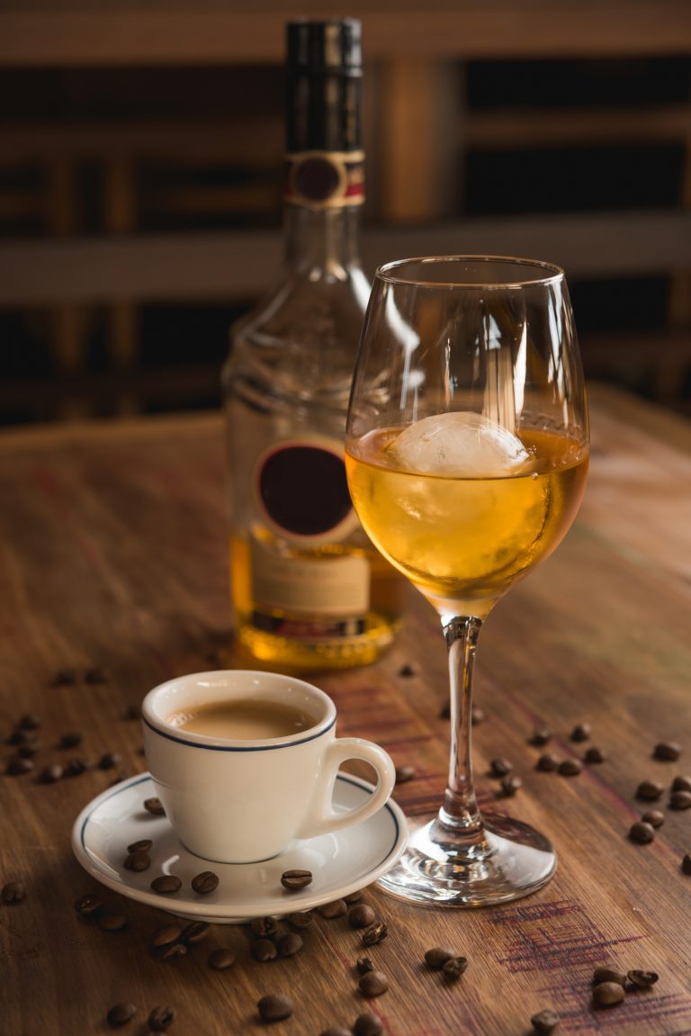 Campeonatos mundiais de coquetelaria ajudam bartenders a alavancar profissão