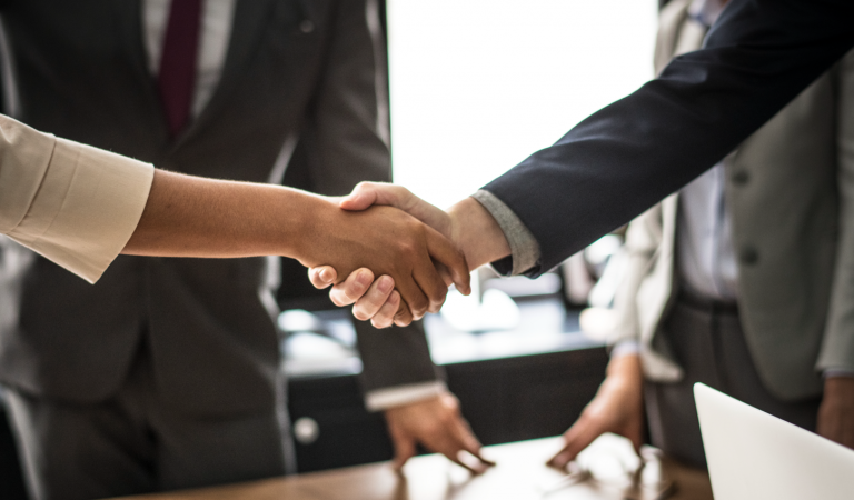 Empreendedores debatem sobre o dilema de startups formadas por co-CEOs e a visão de investidores