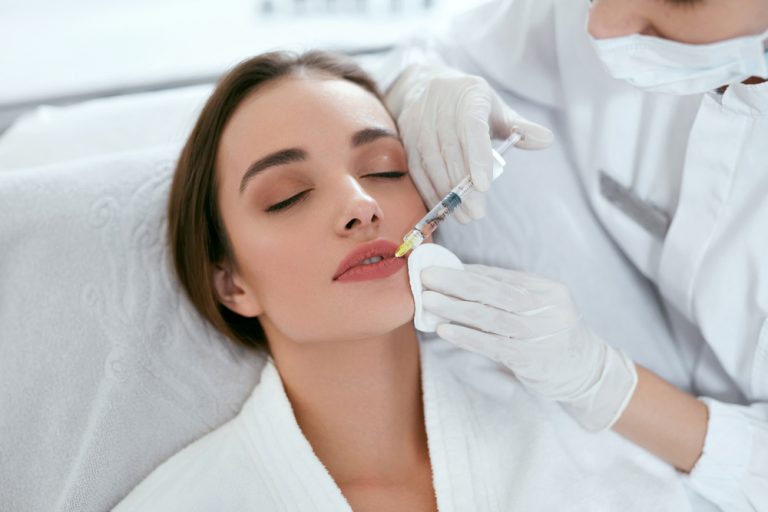 Alta procura por harmonização facial aquece mercado de estética