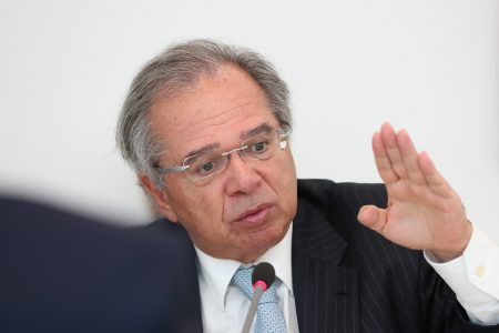 Paulo Guedes fala sobre economia, política e cenário brasileiro em evento online e gratuito do TC