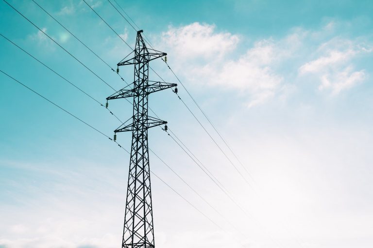 Pesquisa aponta que o consumo de energia aumentou 12,5% em 2021