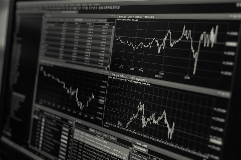 Alta da taxa Selic Impacta na reputação financeira