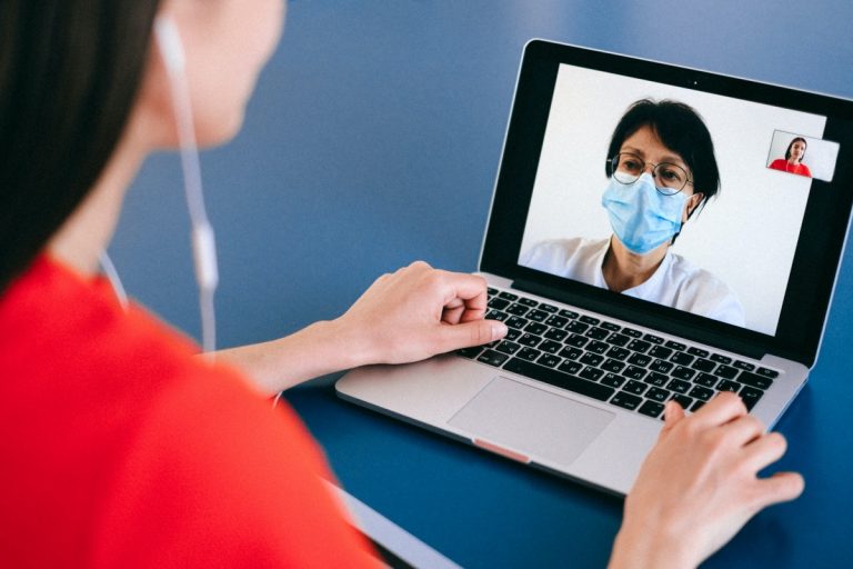 Doenças raras: congresso online e gratuito reúne médicos do Brasil e do exterior