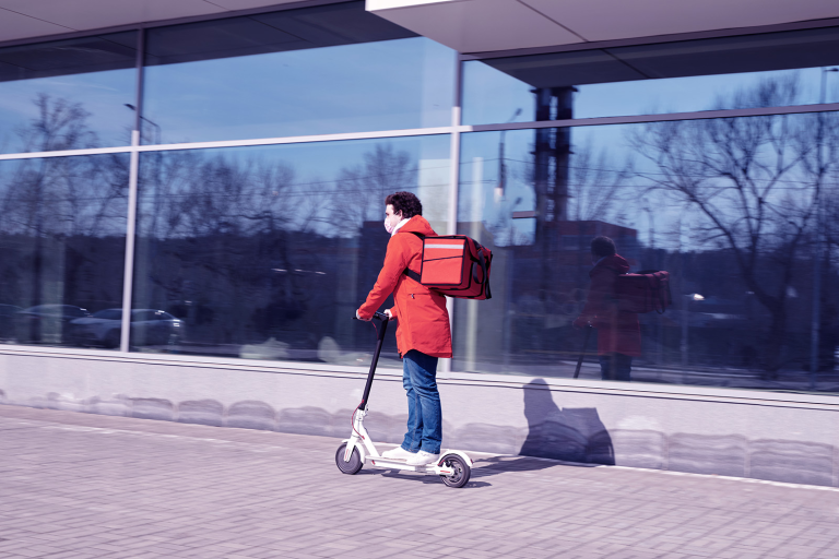 Novo app brasileiro de delivery reduz custos para pequenos negócios na pandemia