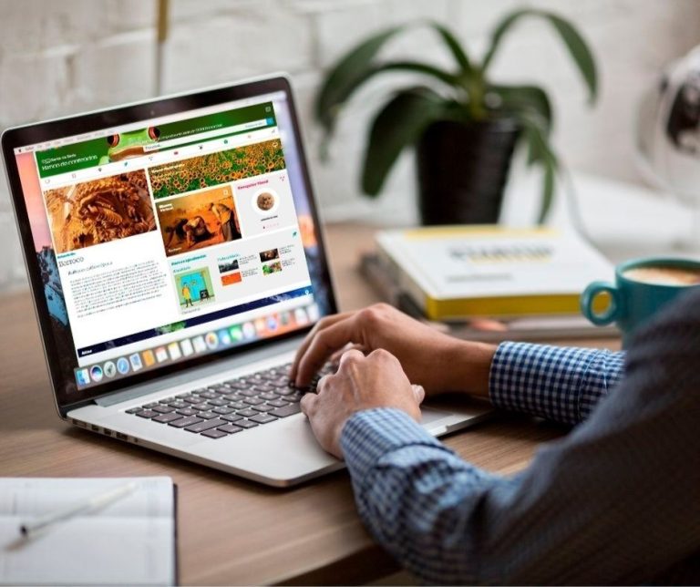 Escolas investem em plataformas de educação digital na pandemia