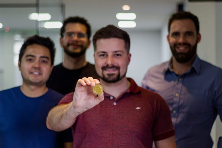 A Tokenização e o Partnership são conceitos, que vieram para ficar. Utilizar a tecnologia nos negócios é essencial para promover o sucesso da empresa. Na GGV, “a busca pela inovação e a velocidade de crescimento é constante”, finaliza o CEO.