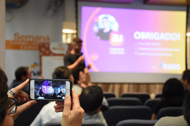 Evento gratuito ensina como driblar dificuldades para conseguir primeiro estágio