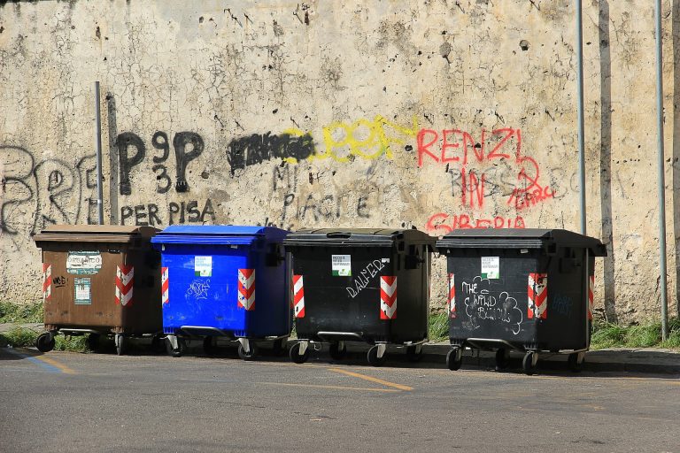 Mais de 40% das empresas investem em gerenciamento de resíduos, aponta CNI
