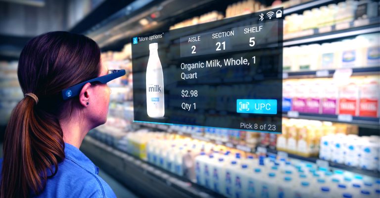 Conectados aos sistemas de pedidos de varejistas ou mercearias para atualização em tempo real de estoque, os usuários associados recebem todas as informações necessárias para preencher e atender às ordens de compras de seus clientes no visor do Google Glass.