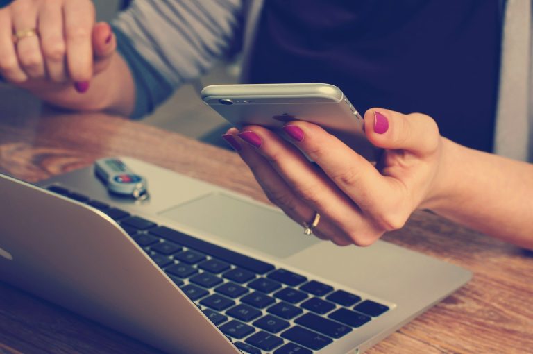Tecnologia amplia o desenvolvimento de serviços financeiros
