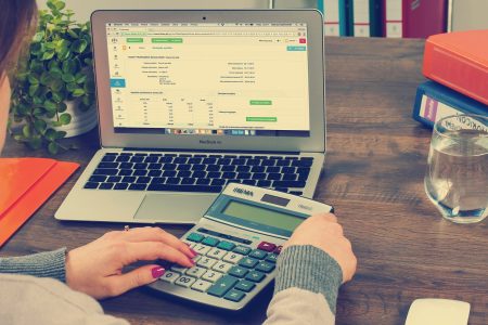 Planejador Financeiro explica como empresários podem se preparar para o 13º