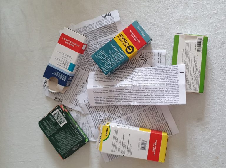 Site criado por alunos e professora de medicina simplifica bula de medicamentos