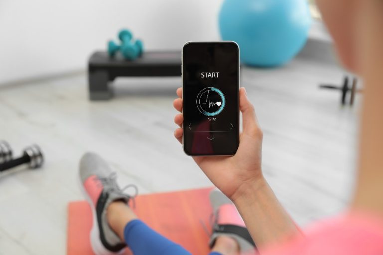 Tecnologias vestíveis, saúde mental e home gym são tendências no mercado fitness