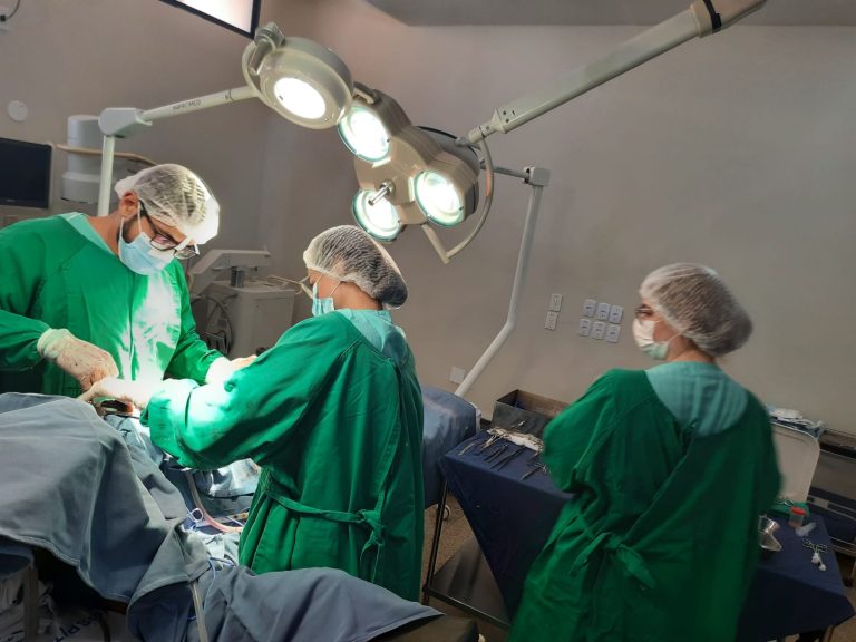 Cirurgia de toracotomia é realizada pela primeira vez no Hospital Estadual de Formosa