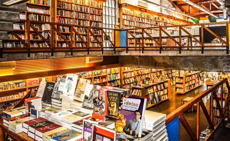 Venda de livros no Brasil superou R$ 2 bilhões bateu recorde em 2021