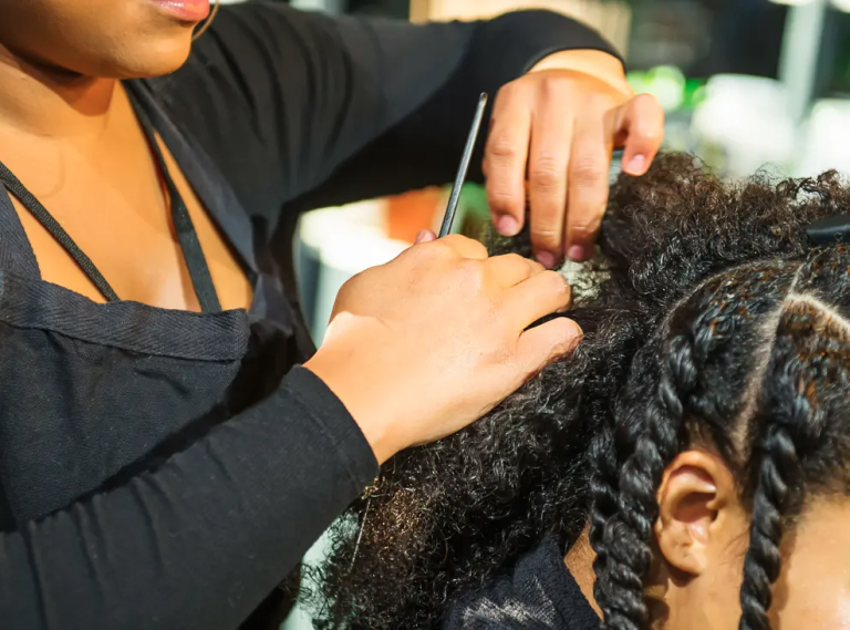Mercado de franquias de beleza registra faturamento bilionário