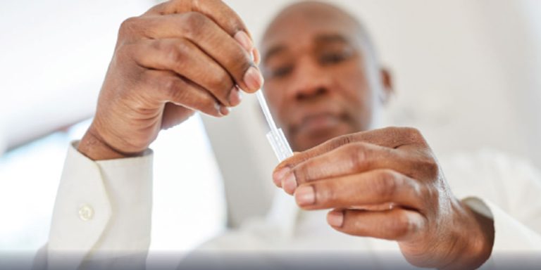 Covid-19 ainda avança: autotestes podem ajudar na prevenção