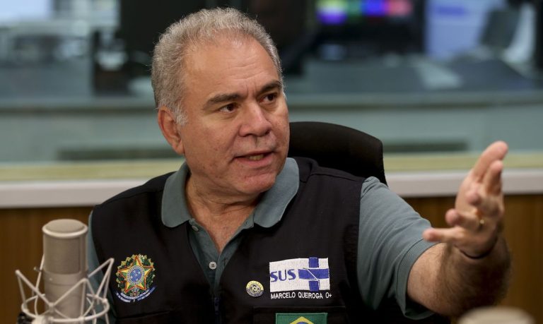 Ministro da Saúde, Marcelo Queiroga, fez pronunciamento neste domingo