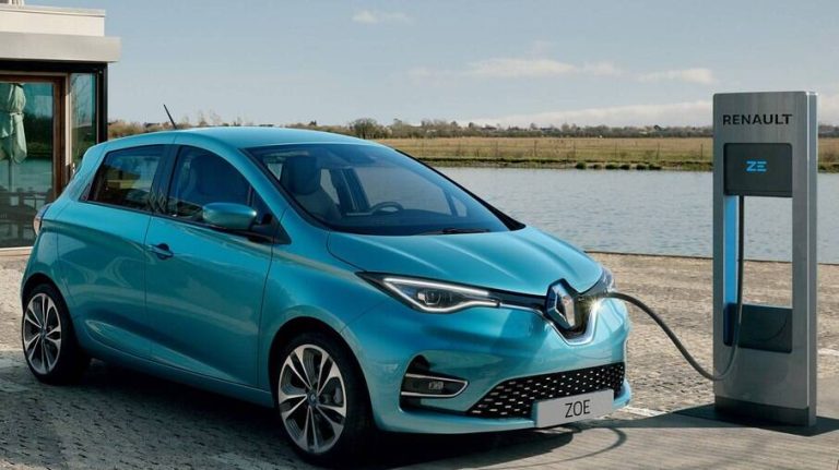 Ao todo, foram vendidos 9.844 carros híbridos ou 100% elétricos no 1º trimestre de 2022, contra 4.582 nos três primeiros meses de 2021.