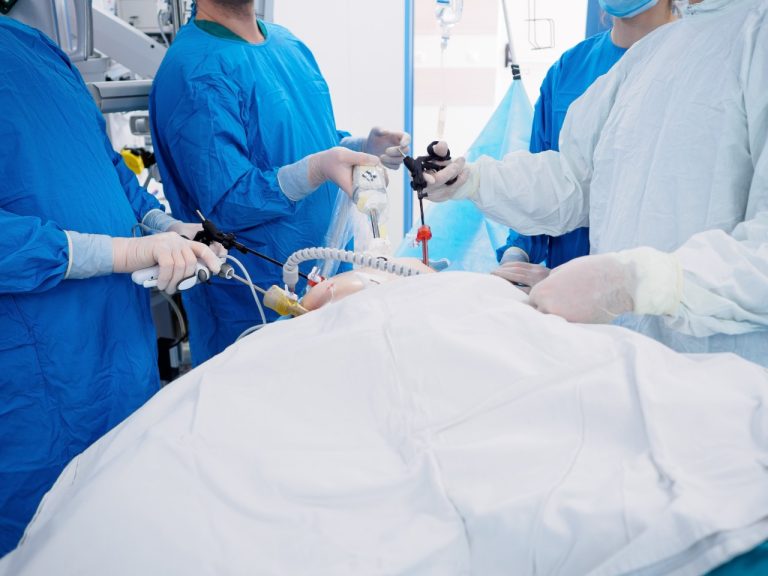 Hetrin - Hospital Estadual de Trindade | 200 cirurgias