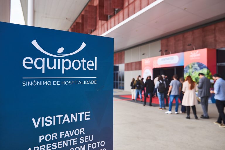 Ministro do Turismo destaca potencial do setor na abertura da Equipotel