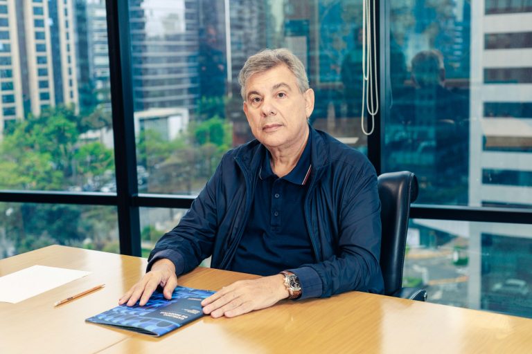 José Roberto Colnaghi | Economia