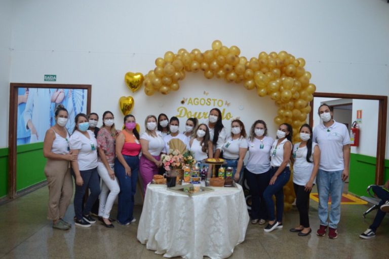 Palestra com mães sobre o Agosto Dourado no Hospital Estadual de Formosa.