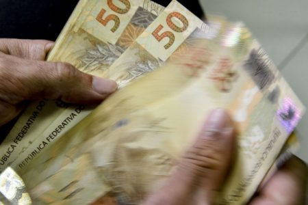 Inflação desacelera em novembro em todas as faixas de renda, diz Ipea
