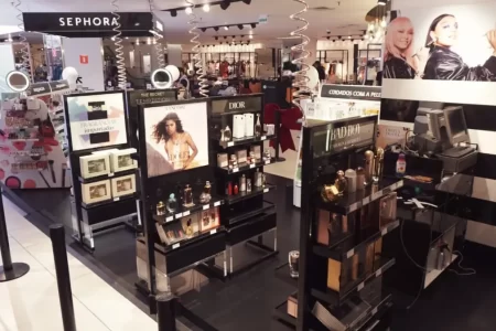 Escalada de furtos faz Sephora rever estratégia de venda de perfumes nos EUA