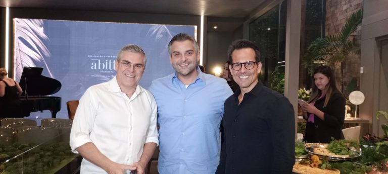 Parceiros celebram sucesso do lançamento oficial à imprensa do Condomínio Lago Di Vino em Cuiabá