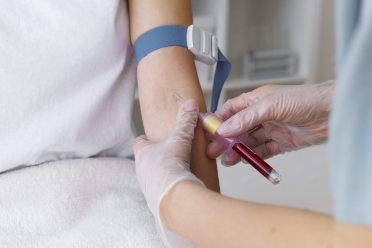 HIV | Hepatite C | Transfusões de Sangue | Reino Unido | Mundo