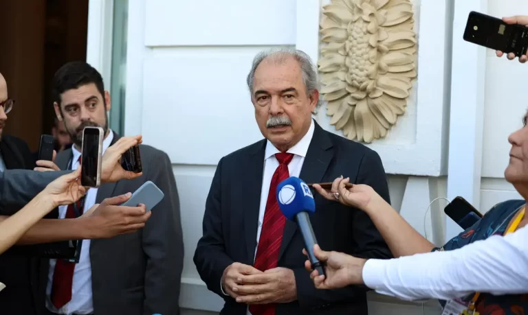 BNDES, Tesouro Nacional, FII Priority Summit, Rio de Janeiro, Economia