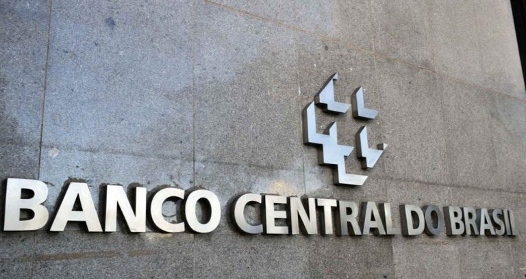 Após semana marcada por decisão da Copom em finalizar as reduções das taxas de juros, veja como será a agenda presidencial e econômica desta sexta-feira