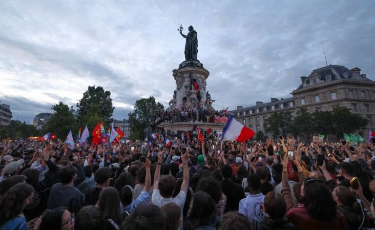França se dispõe a receber o mundo em Jogos Olímpicos mesmo com crise política indefinida